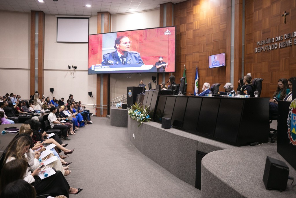 Rede de proteção a mulheres vítimas de violência ganha reconhecimento em sessão especial da Assembleia Legislativa