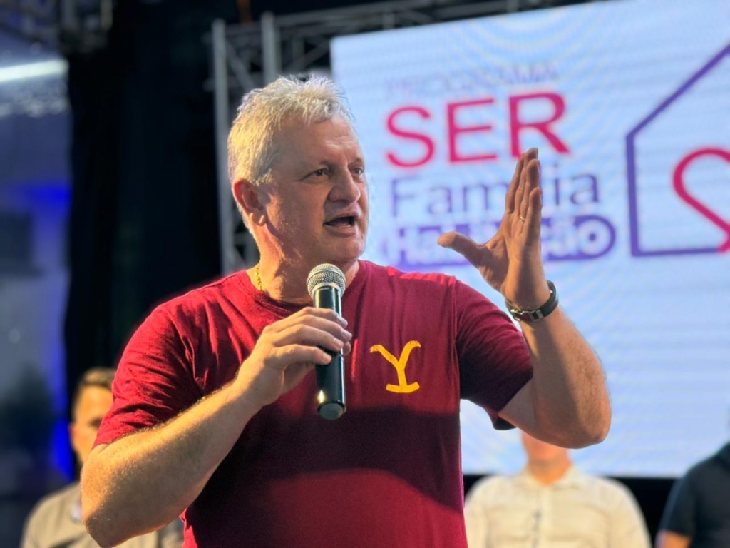 Deputado Dilmar Dal Bosco participa do lançamento do maior programa habitacional da história de Vera