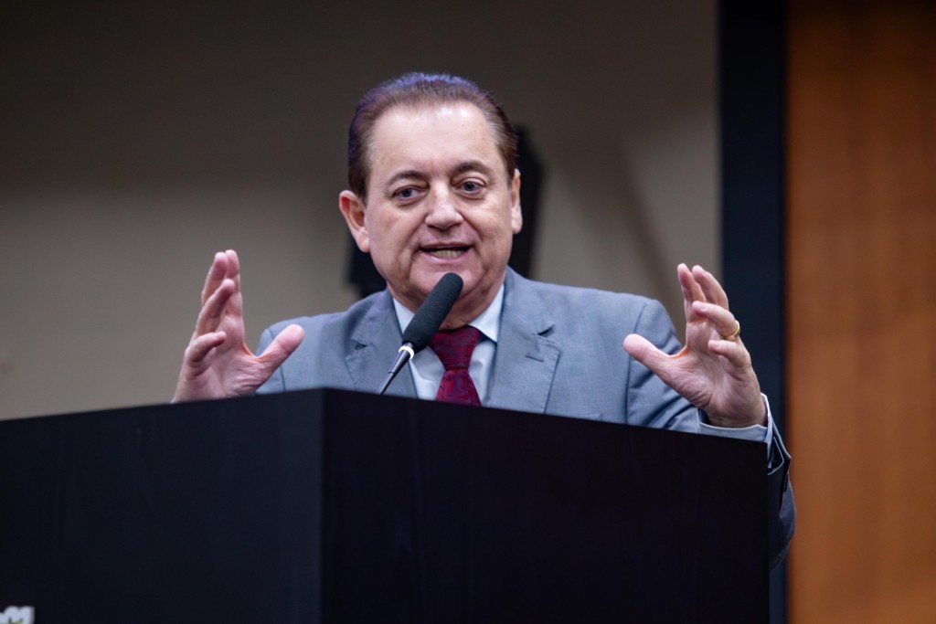 Deputado Sebastião Rezende propõe criação de aplicativo para denúncias de bullying e cyberbullying