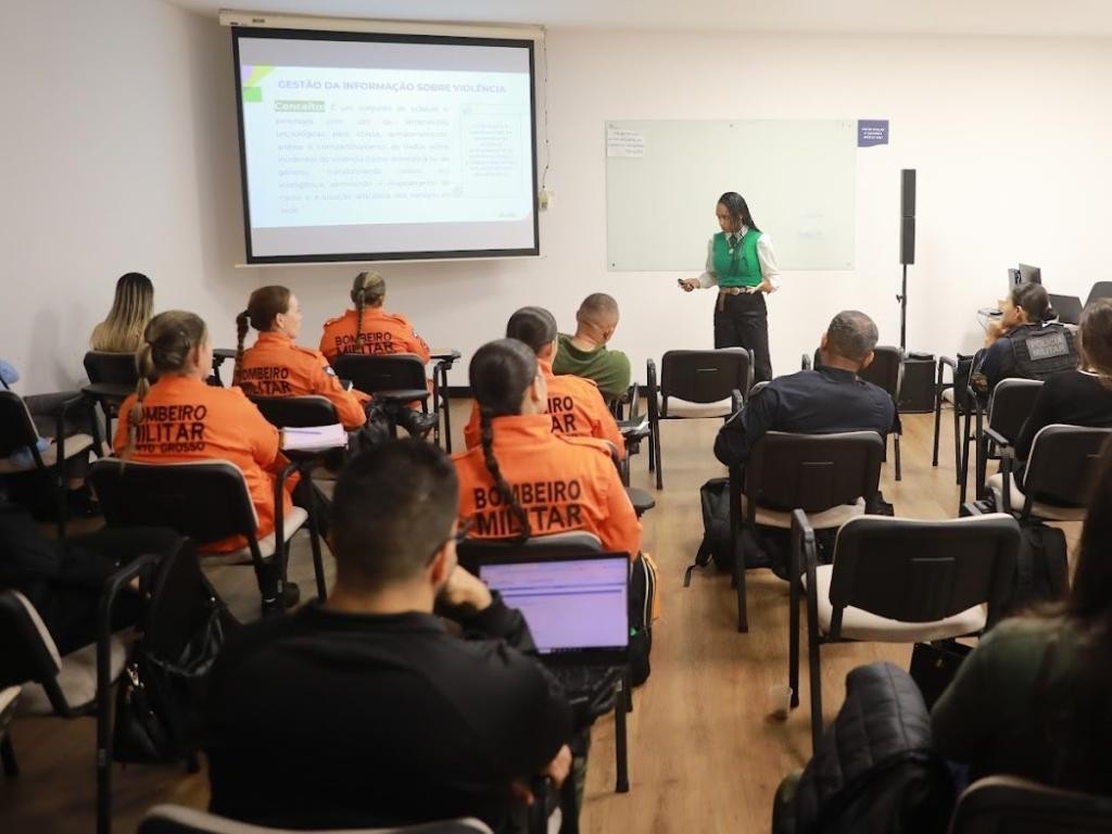 Corpo de Bombeiros coordena curso voltado ao atendimento de mulheres em situação de violência