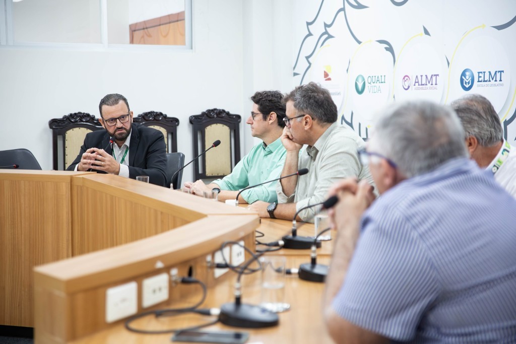 Sema defende discussão  orçamentária antes de criação de PSA no Pantanal