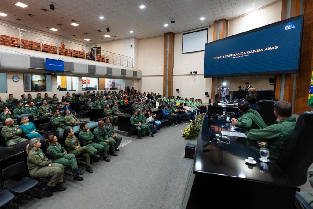 Servidores do Ciopaer são homenageados pelos 20 anos da instituição