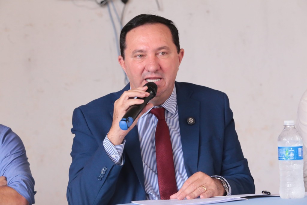 Deputado Valdir Barranco comemora criação do assentamento na Gleba Gama, em Nova Guarita