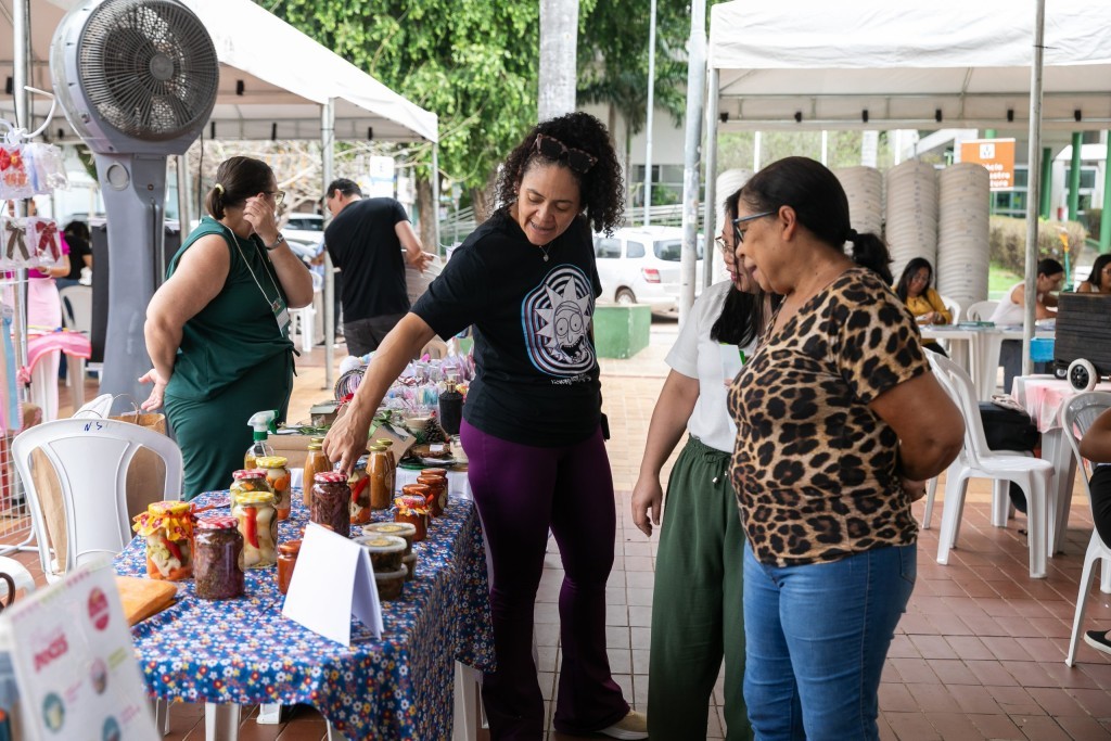 Cuiabá realiza feira para valorizar o empreendedorismo de servidores municipais