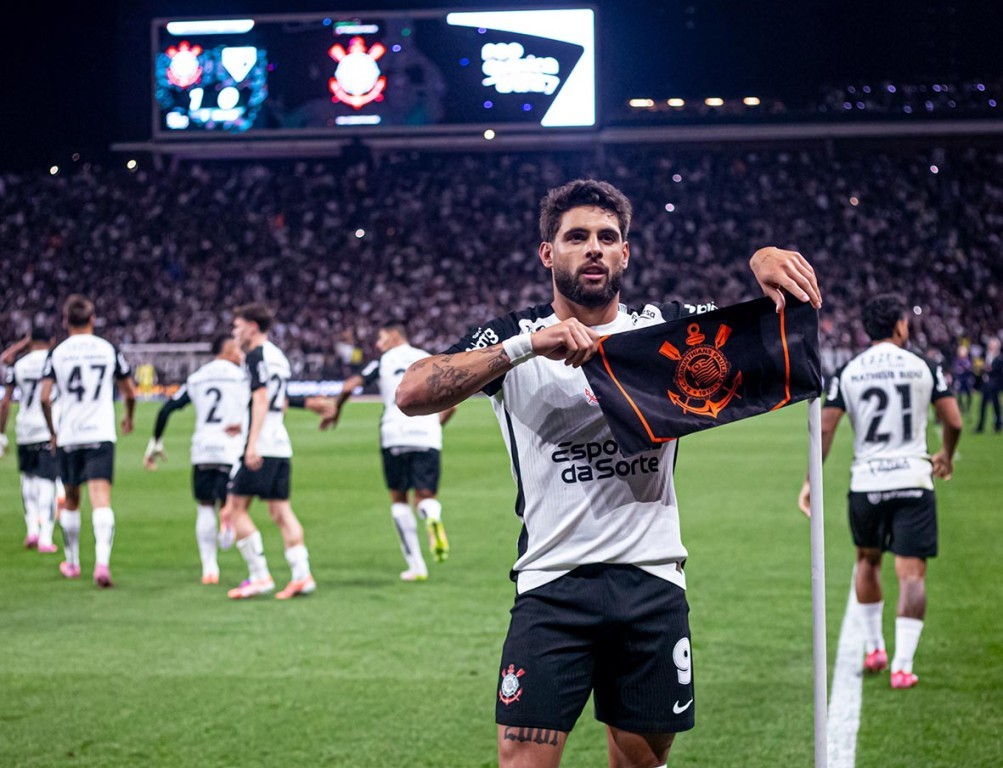 Corinthians vence Majestoso e cola no São Paulo na tabela do Brasileirão
