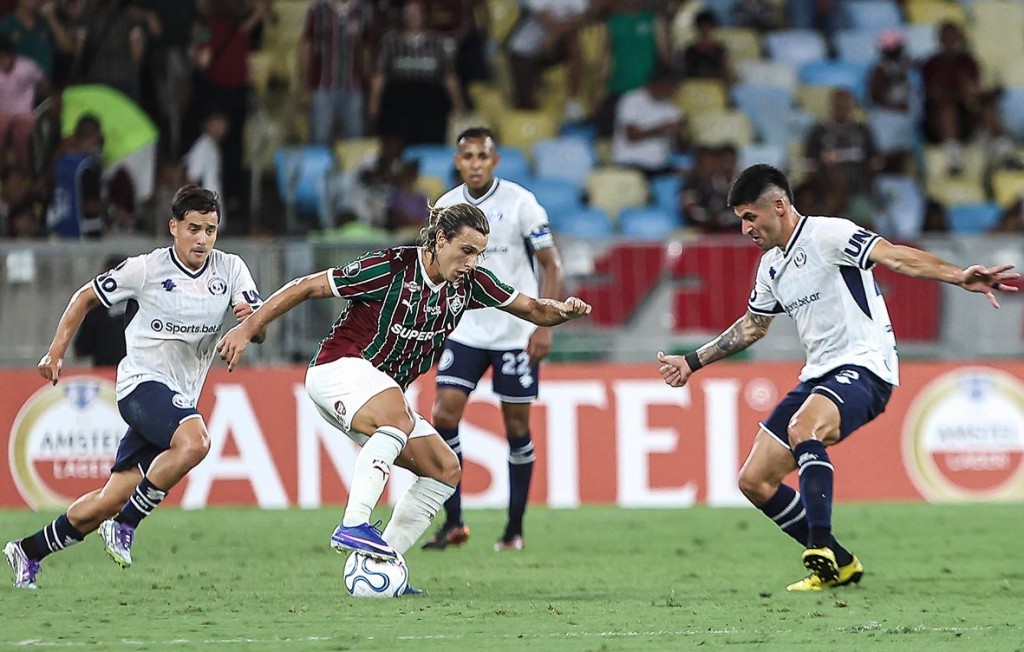 Fluminense perde de virada para Independiente Rivadavia e se complica na Libertadores