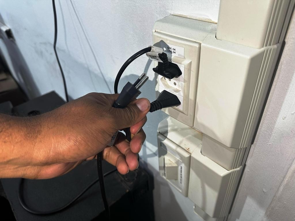 Corpo de Bombeiros orienta população a redobrar cuidados com a rede elétrica antes de viagem no feriado