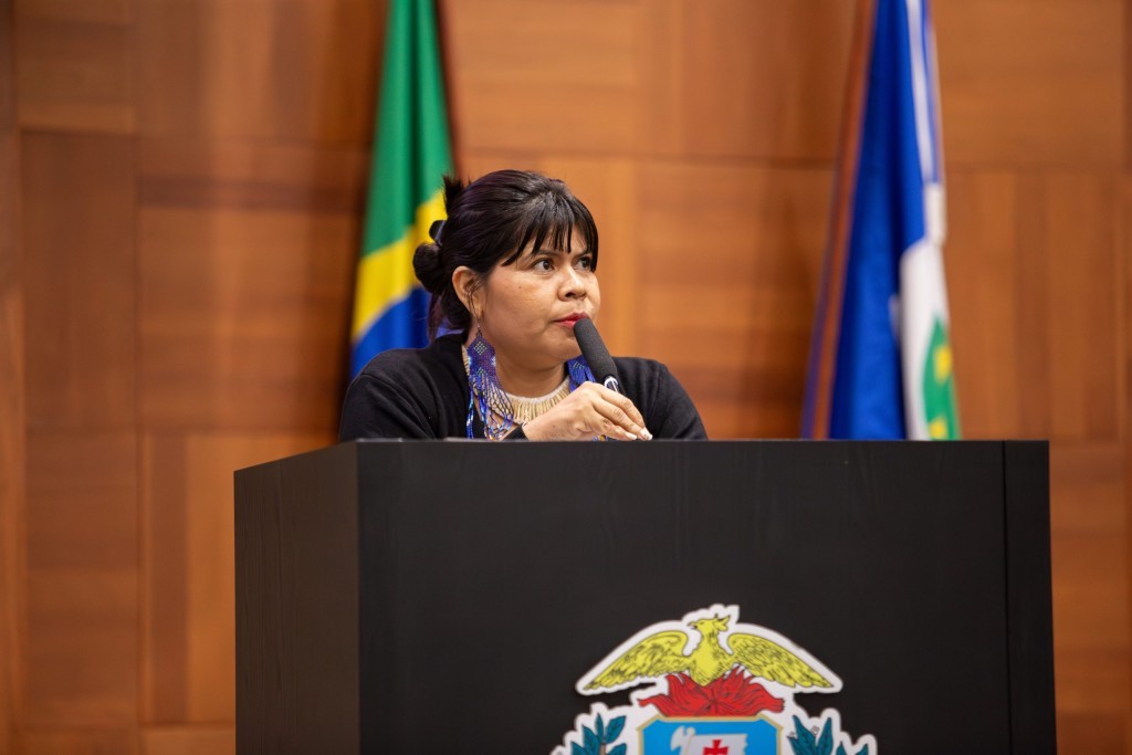 Deputada Eliane Xunakalo questiona o uso negativo de pautas indígenas