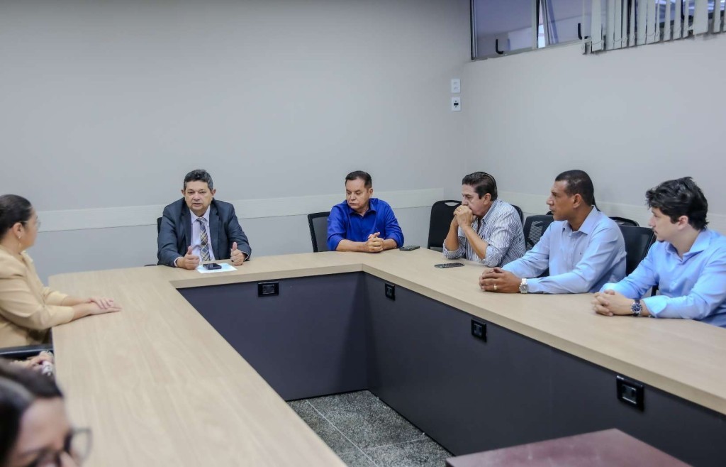 Reunião na Corregedoria do TJMT alinha ações para acelerar regularização fundiária em Várzea Grande