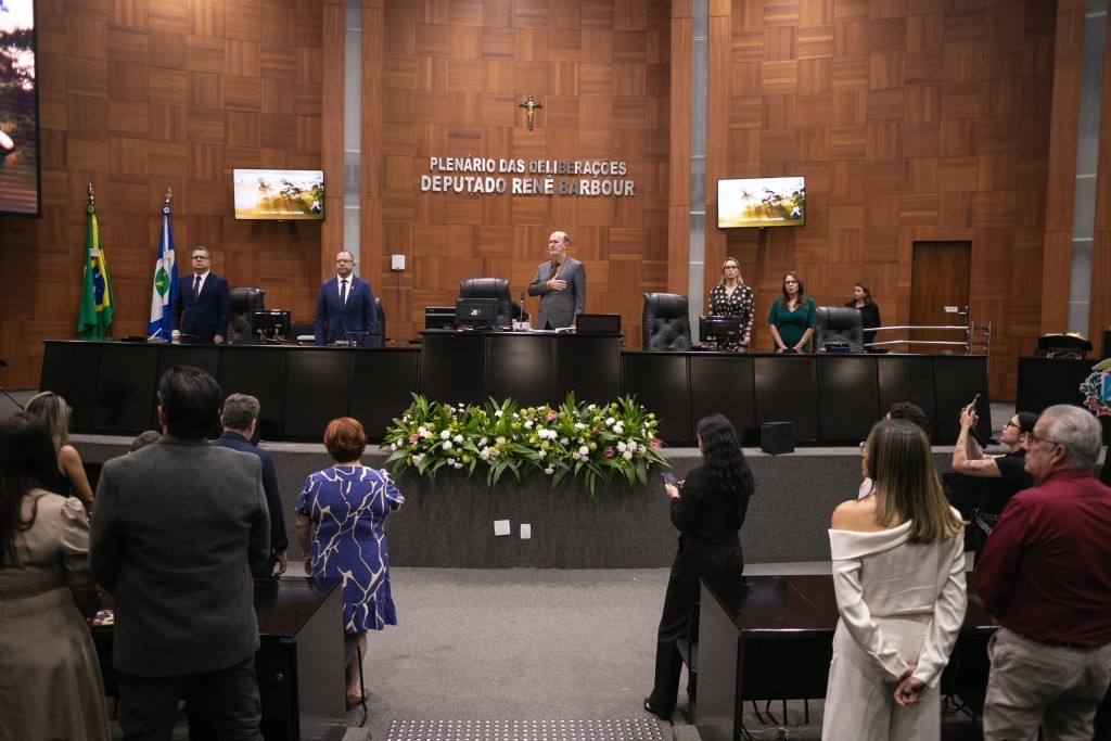 ALMT homenageia 80 profissionais que atuam no planejamento do estado