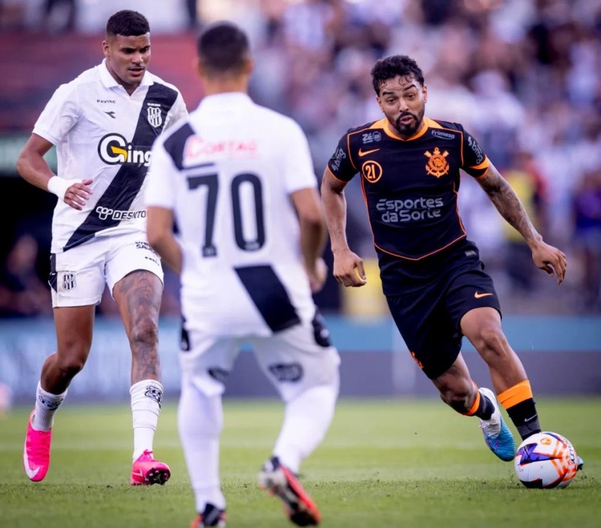 Corinthians inicia Paulistão com goleada na Neo Química Arena