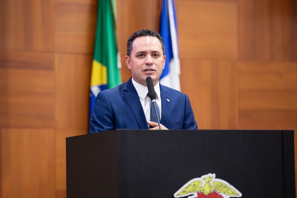 Diego Guimarães vê "dano de difícil reparação" em destruição de nove balsas