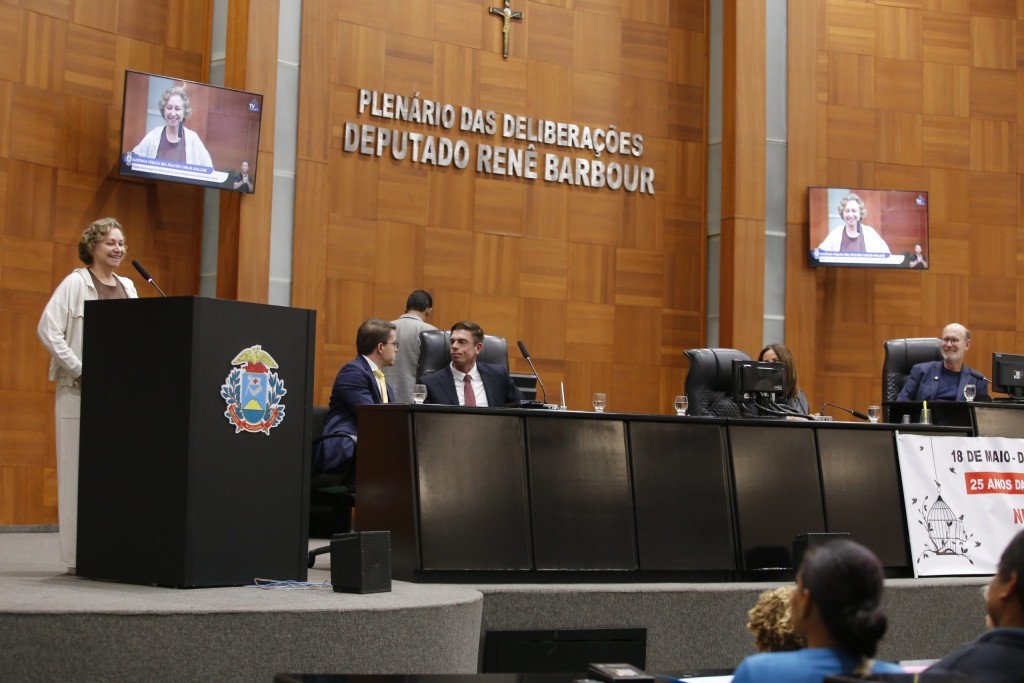 Audiência pública debate fortalecimento da rede de saúde mental em Mato Grosso