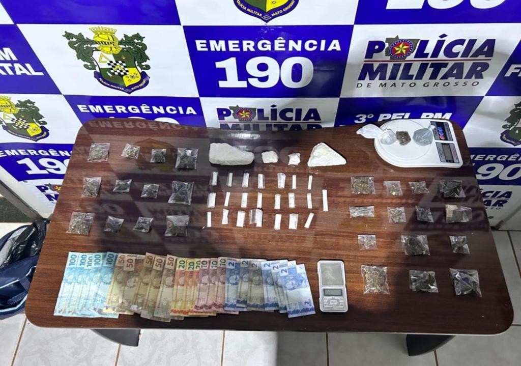 Polícia Militar prende mulher com 48 porções de drogas em Feliz Natal