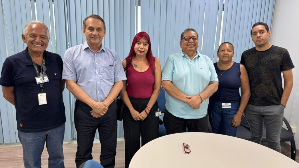 Wilson Santos vai ao INSS de Cuiabá cobrar explicações sobre atraso no Seguro-Defeso