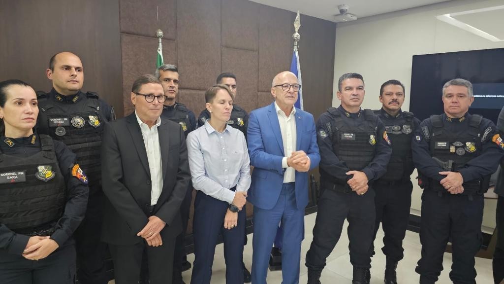 Governador autoriza chamamento de mais 30 oficiais e 400 praças da Polícia Militar