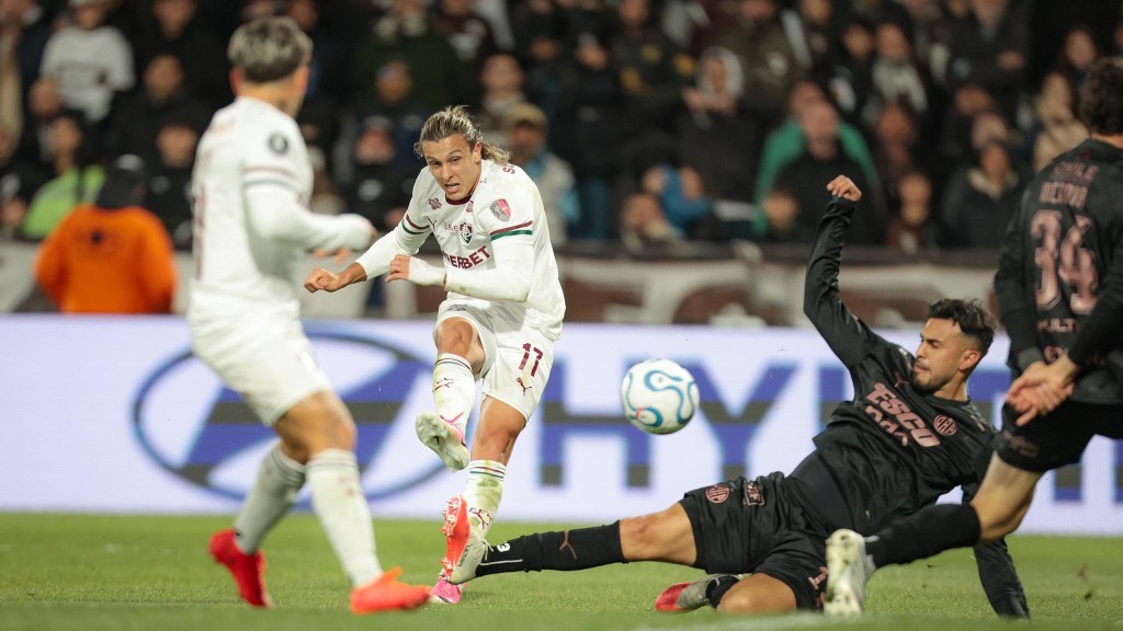 Fluminense perde para o Platense, mas avança às semifinais da Libertadores