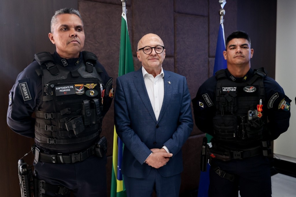 Governador condecora PMs por atos de bravura: "Vale todo o sacrifício e esforço", afirma sargento
