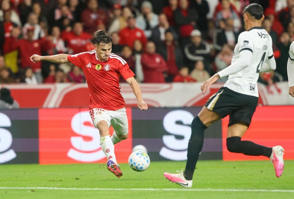 Internacional empata sem gols com Atlético-MG e continua ameaçado pelo Z4