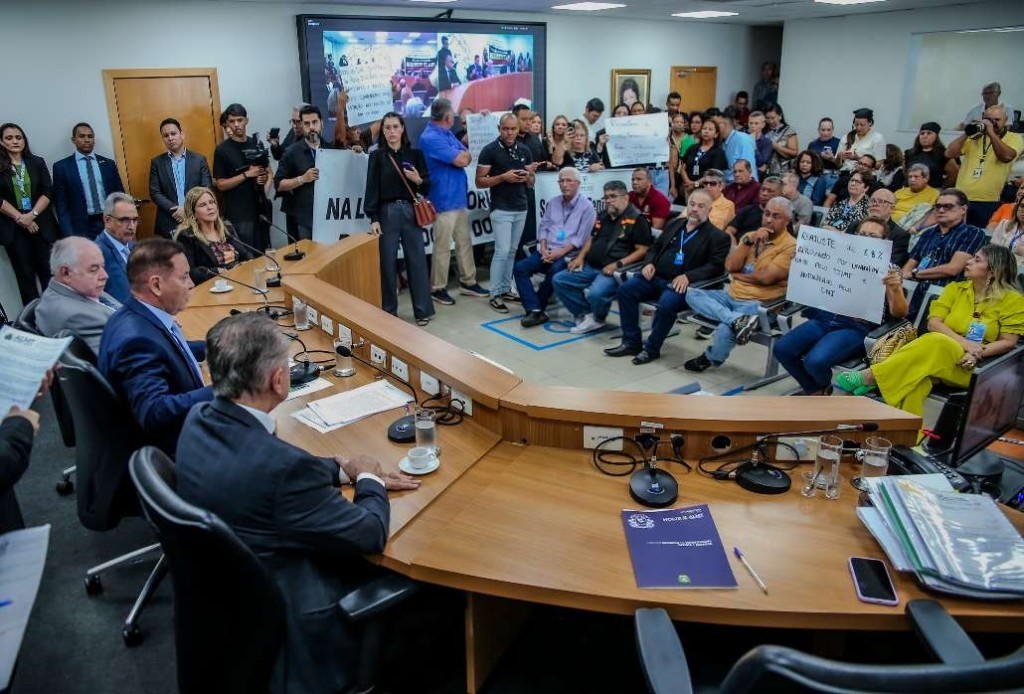 Reunião da CCJR tem presença inédita do presidente do TJMT e desembargadores