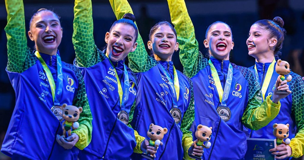 Brasil faz história com prata inédita no Mundial de Ginástica Rítmica por equipes