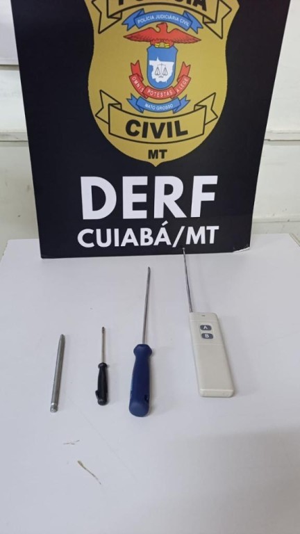 Polícia Civil prende homem que atuava em furtos em interior de veículos na região do bairro Quilombo