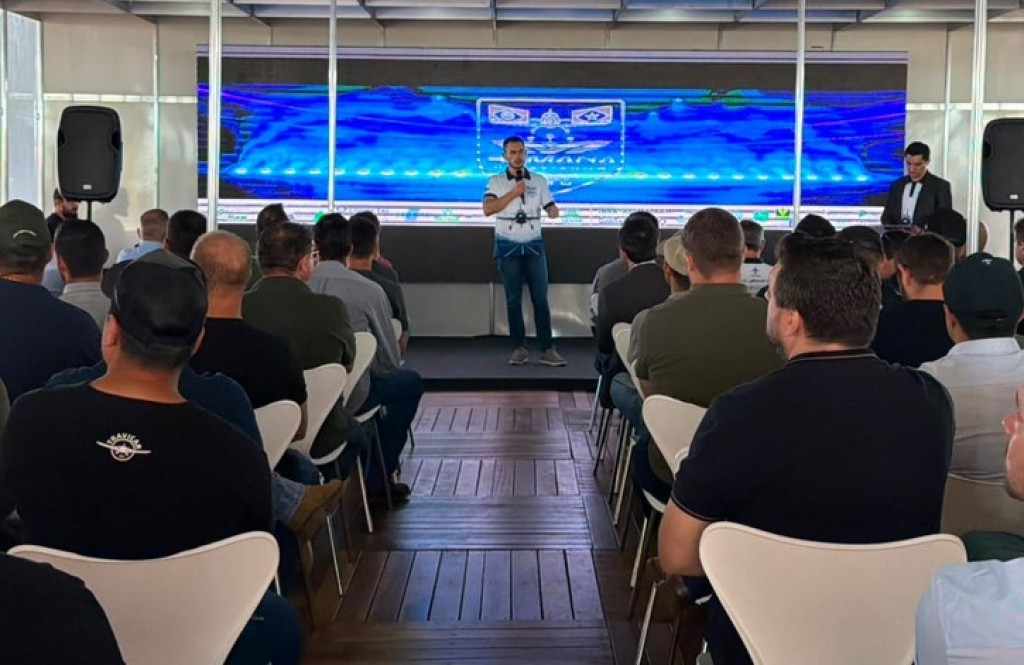 Semana do Aviador começa com debates sobre segurança e tecnologia no campo