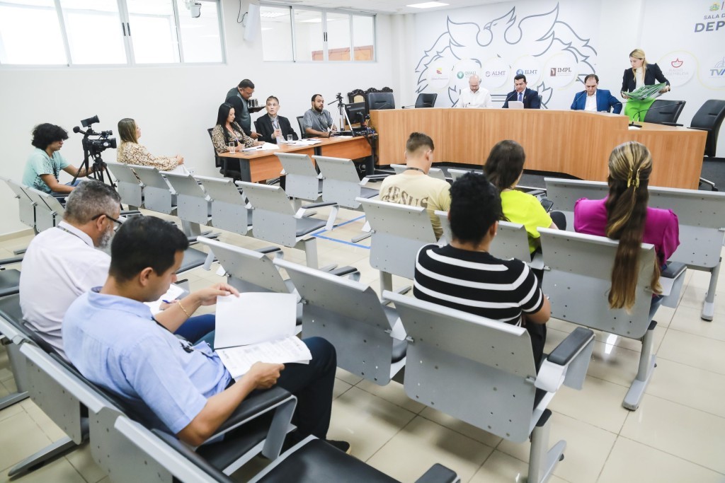 Comissão de Segurança Pública e Comunitária analisa 12 projetos em primeira reunião