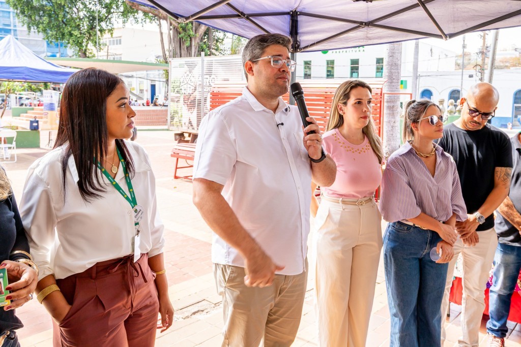 Prefeitura celebra Dia do Feirante com café da manhã na Praça Alencastro