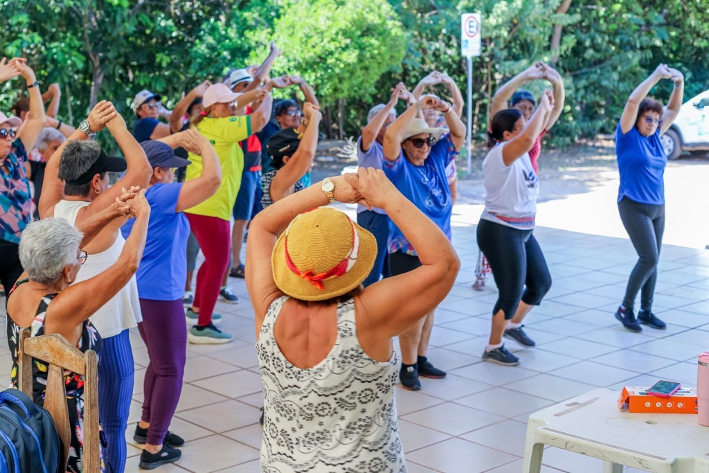 Idosos do CCI Padre Firmo celebram o Dia dos Avós com passeio no Parque Tia Nair