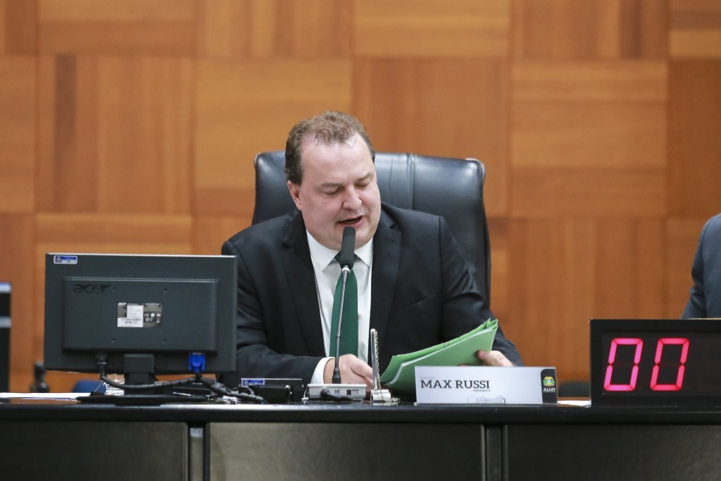 Governo regulamenta lei de Max Russi que exige a linguagem simples nas informações passadas pelo poder público ao cidadão