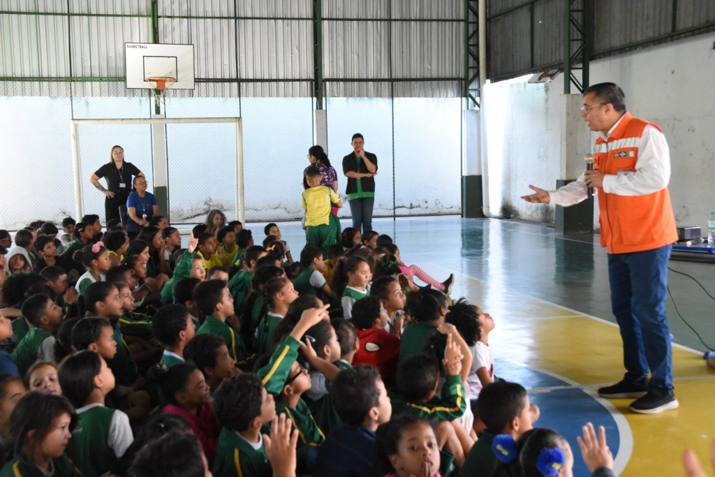Defesa Civil nas Escolas forma alunos para cultura da prevenção