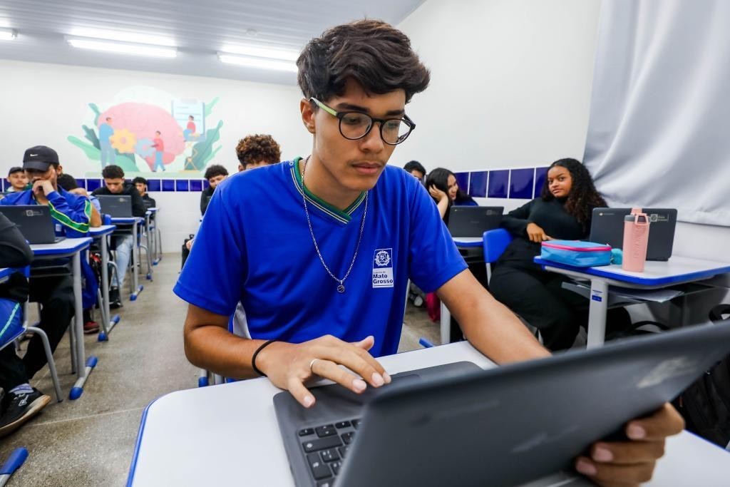 Inscrições para seleção de estudantes no Programa Estadual de Formação de Pilotos Civis encerram neste domingo (10)