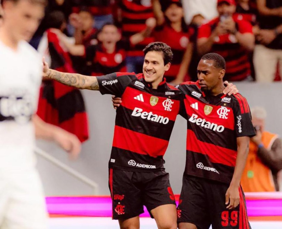 Flamengo vence Olimpia por 4 a 2 no último amistoso antes da retomada do Brasileirão
