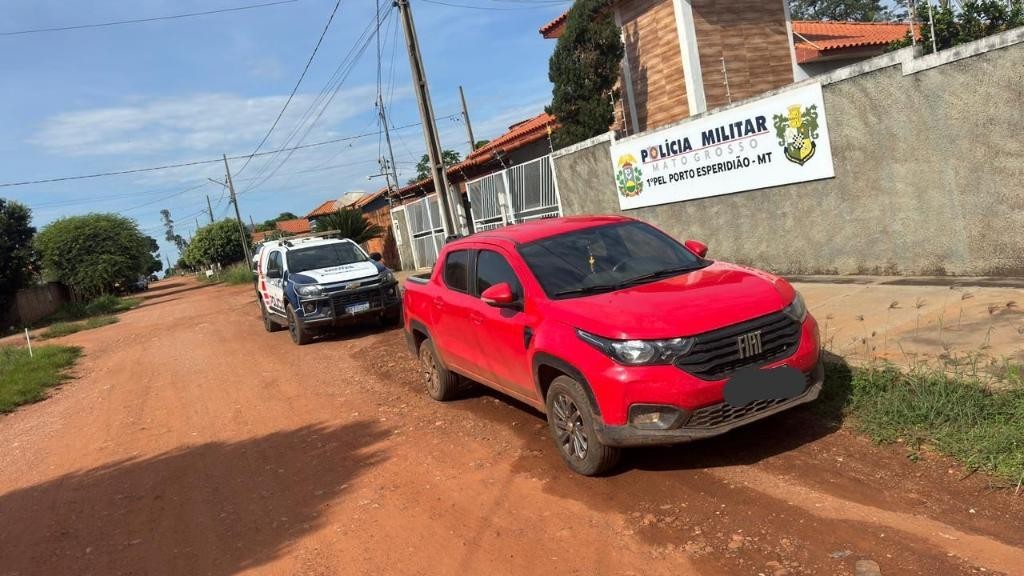 Forças de segurança prendem dupla suspeita de roubo com sequestro em Pedra Preta