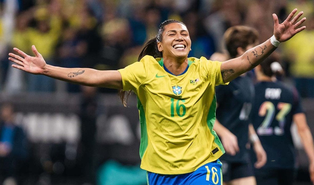 Seleção Feminina vence Estados Unidos em amistoso preparatório para o Mundial