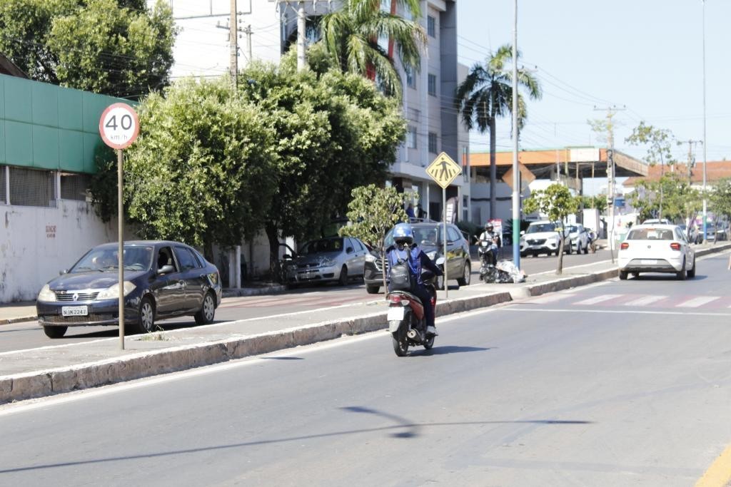 Licenciamento de veículos com placa final 5 vence no dia 31 de maio