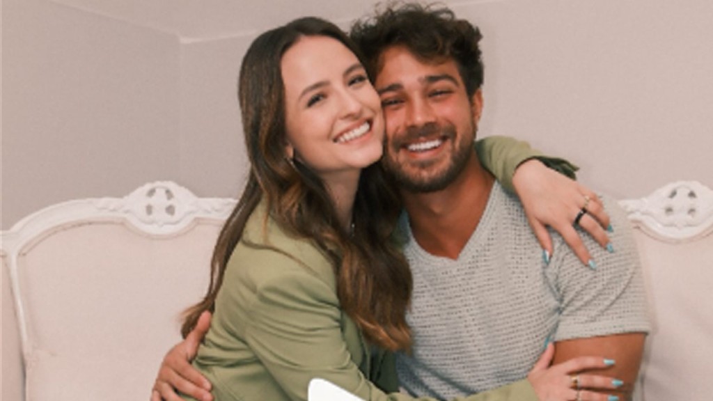 Larissa Manoela e André Luiz revelam detalhes de reforma da nova casa