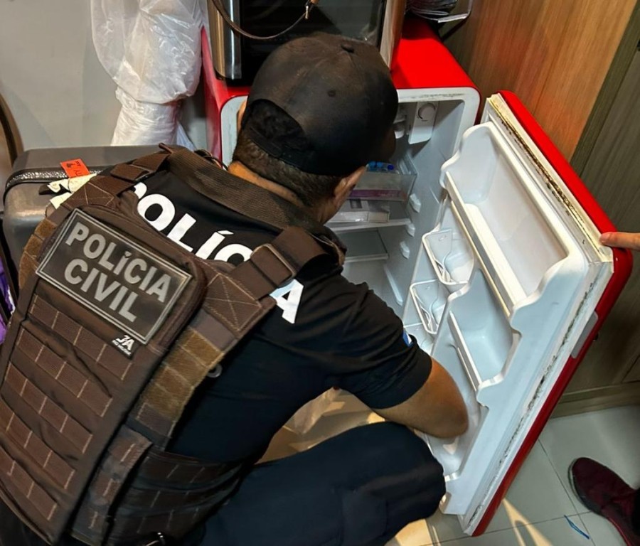 Polícia Civil mira servidor suspeito de emitir documentos falsos para facção criminosa