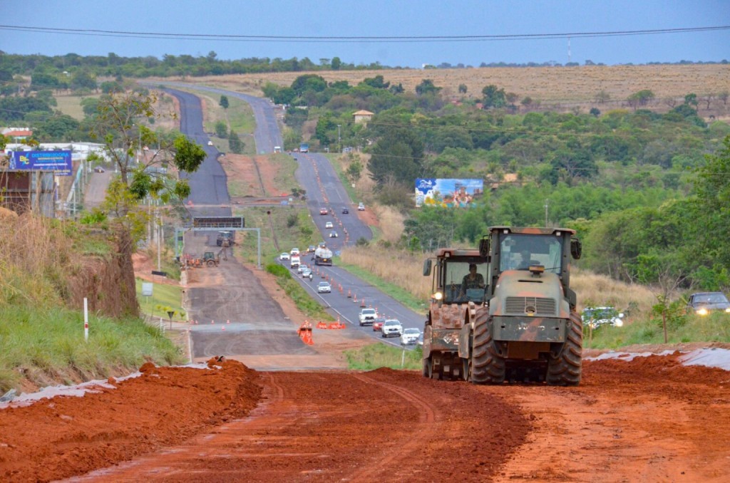 Governo antecipa fim da "taxa do agro" e promete alívio ao produtor rural