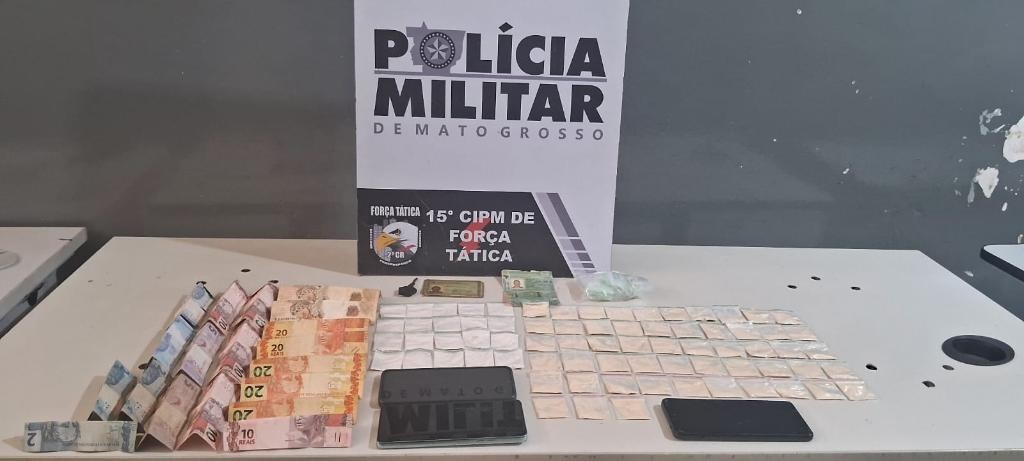 Dois homens são presos pela Força Tática com 58 porções de drogas