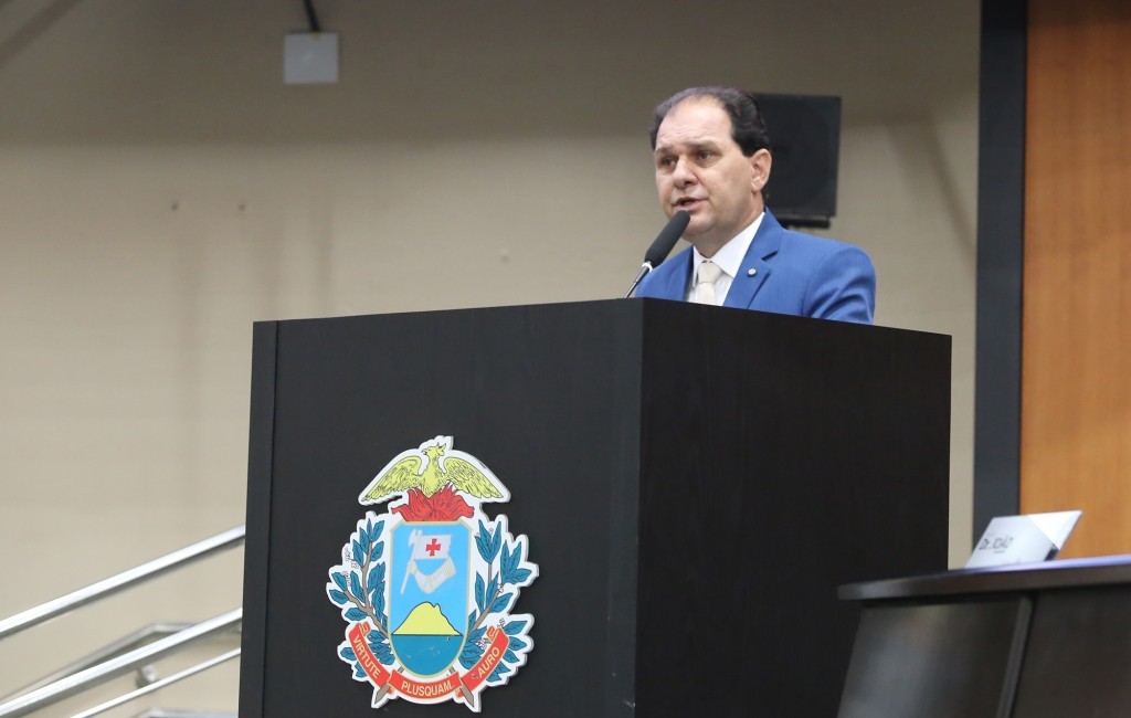 Deputado Chico Guarnieri solicita cursos técnicos para cidades do Médio Norte e Sul