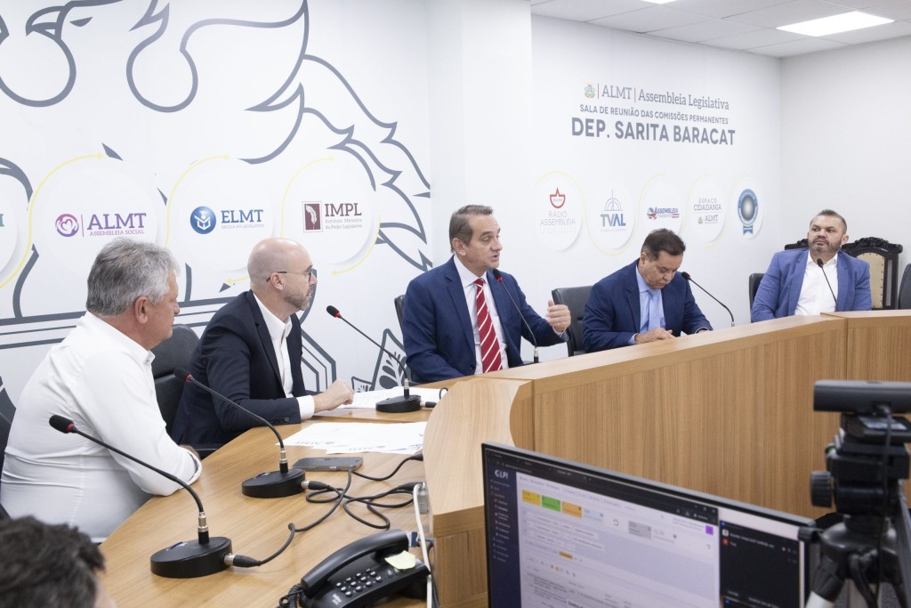 CPI da Saúde aprova convocação e define primeiras oitivas para 6 e 13 de maio