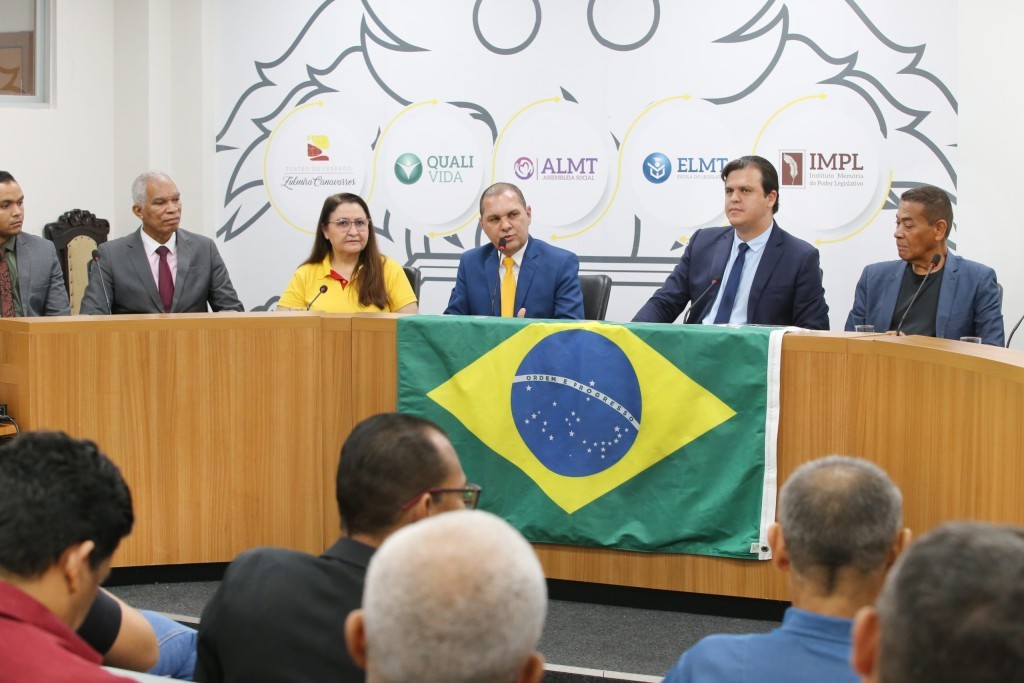 Frente Parlamentar Evangélica é instalada na Assembleia