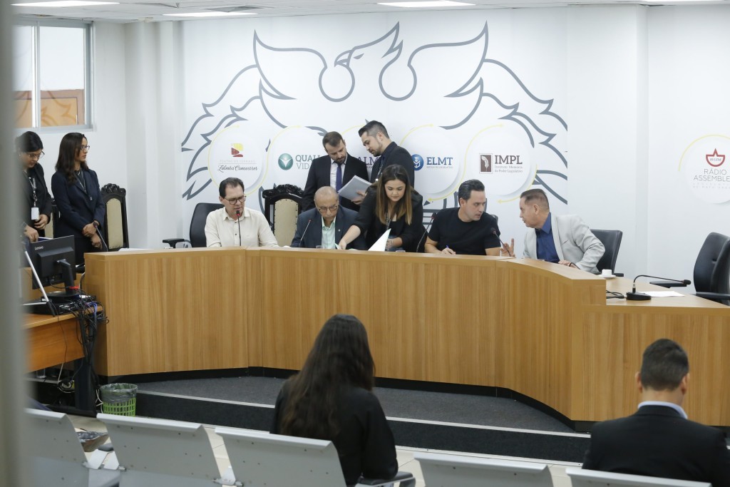 CCJR aprecia 23 matérias e debate propostas voltadas à transparência, saúde e direitos trabalhistas
