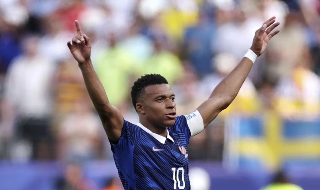 França domina Suécia e carimba passaporte para as oitavas de final da Copa do Mundo