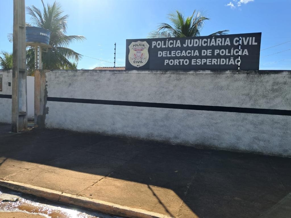 Polícia Civil prende enteado por injúria e ameaça contra madrasta em Porto Esperidião