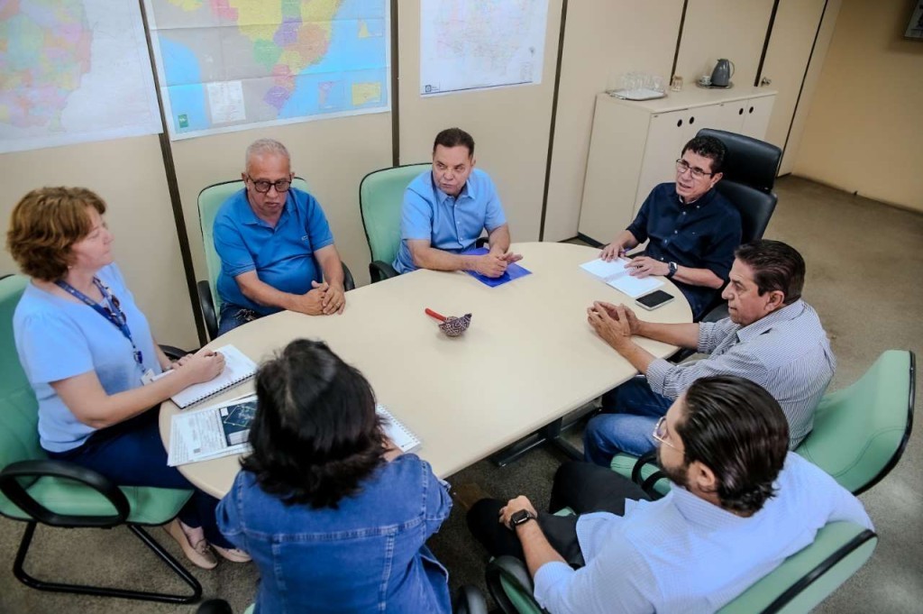 ALMT articula parceria com União para avançar na regularização fundiária em MT