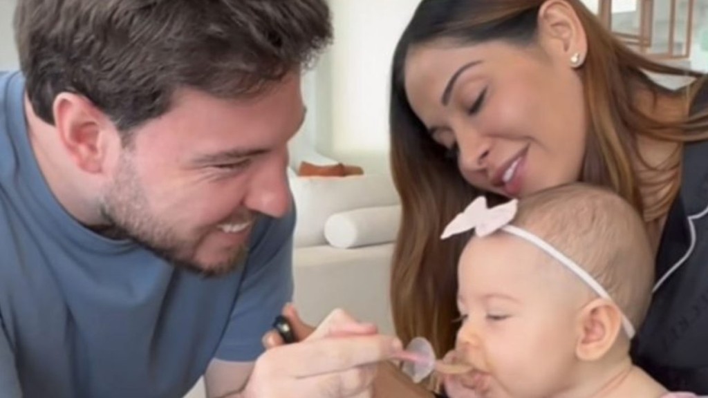 Thiago Nigro mostra filha internada no EUA e se declara a pequena: ‘Papai está orando’