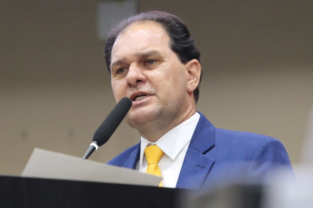 Chico Guarnieri propõe meia-entrada a doadores de cabelos